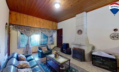 VENTA CASA 3 AMB QUINCHO GARAGE LANUS
