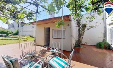 VENTA CASA 3 AMB QUINCHO GARAGE LANUS