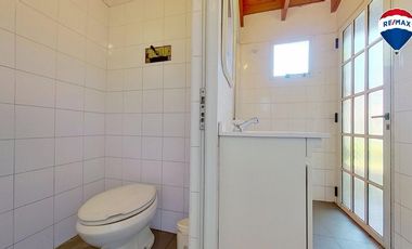 VENTA CASA 3 AMB QUINCHO GARAGE LANUS