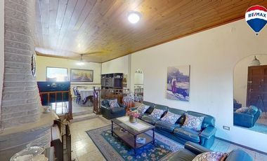 VENTA CASA 3 AMB QUINCHO GARAGE LANUS