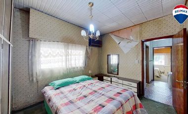 VENTA CASA 3 AMB QUINCHO GARAGE LANUS