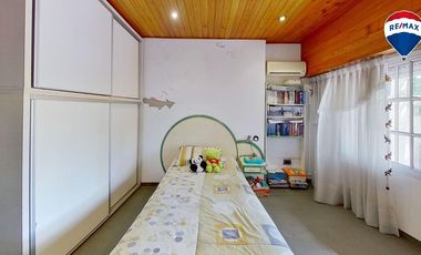 VENTA CASA 3 AMB QUINCHO GARAGE LANUS