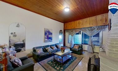 VENTA CASA 3 AMB QUINCHO GARAGE LANUS