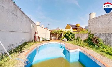 VENTA CASA 3 AMB QUINCHO GARAGE LANUS