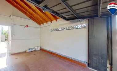 VENTA CASA 3 AMB QUINCHO GARAGE LANUS