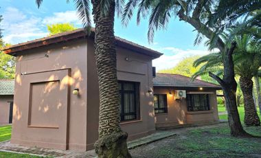 Venta de casa en Camino de la Costa,  Los Cardozo