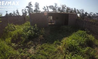 TERRENO C/ CASA P/RECICLAR EN VENTA ZONA UNCAUS