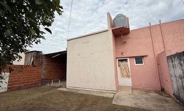 CASA 3 AMBIENTES EN VENTA B AEROCLUB GOYA CTES