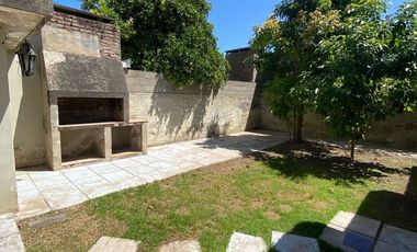 SE VENDE CASA REMODELADA EN B° B.HORIZONTE V.M.
