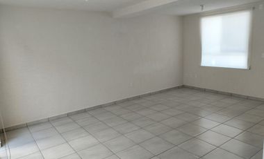 CASA EN RENTA EN CIUDAD MARQUÉS, QUERÉTARO