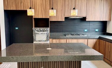 Casa en venta en Xalapa – 4 recámaras, jardín y terrazas en Paseo de la Reina