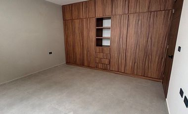 Casa en venta en Xalapa – 4 recámaras, jardín y terrazas en Paseo de la Reina