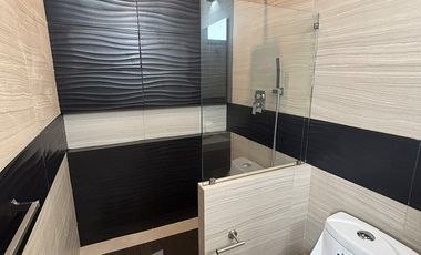 Casa en venta en Xalapa – 4 recámaras, jardín y terrazas en Paseo de la Reina