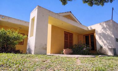 VENTA CASA ESQUINA EN CALCHIN
