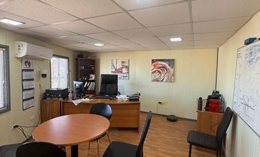 ARRIENDO A EMPRESAS AUTOPISTA EXCELENTE UBICACION