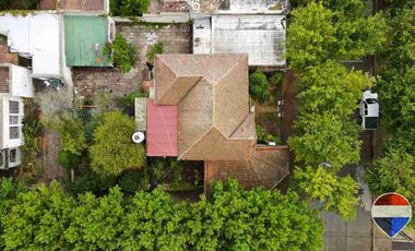 CASA y  3 LOCALES SOBRE 3 TERRENOS  EN LAS HERAS