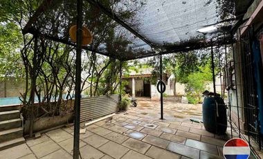 CASA y  3 LOCALES SOBRE 3 TERRENOS  EN LAS HERAS