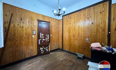 CASA y  3 LOCALES SOBRE 3 TERRENOS  EN LAS HERAS