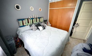 Vta Casa 5 AMB, Cochera, a.cred Permuta S Lugares