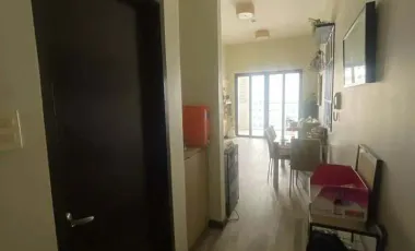 Urgent Sale of 1 Bedroom 59sqm Condo 38th Floor W/City views