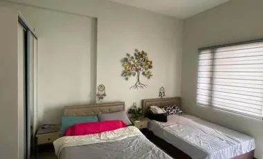 Urgent Sale of 1 Bedroom 59sqm Condo 38th Floor W/City views