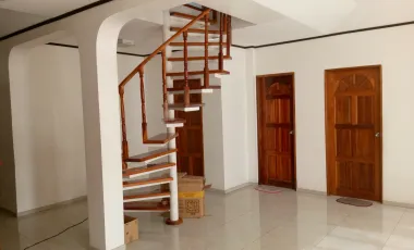 5 Bedroom House for sale in , Metro Manila