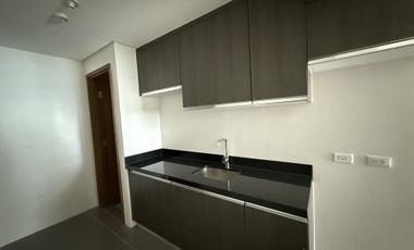 Premium Studio for Sale w/ Parking at The Connor Greenhills
