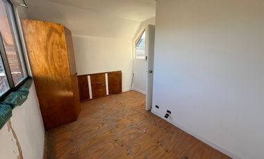 Casa en venta c/ estacionamiento en San Francisco de Limache