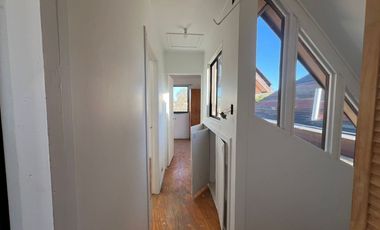 Casa en venta c/ estacionamiento en San Francisco de Limache