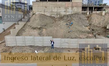 Terreno Premium en Casuarinas Sur: 520 m², Doble Frente y Parámetros para 3 Pisos
