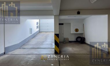 Oportunidad en Surco: Departamento de 157 m² con terrazas, vista al parque y acceso por escalera