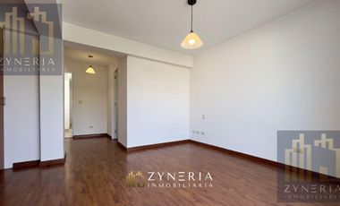 Oportunidad en Surco: Departamento de 157 m² con terrazas, vista al parque y acceso por escalera