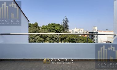 Oportunidad en Surco: Departamento de 157 m² con terrazas, vista al parque y acceso por escalera