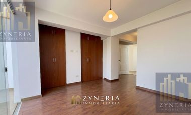 Oportunidad en Surco: Departamento de 157 m² con terrazas, vista al parque y acceso por escalera