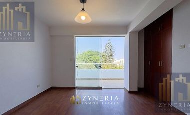 Oportunidad en Surco: Departamento de 157 m² con terrazas, vista al parque y acceso por escalera