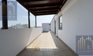Oportunidad en Surco: Departamento de 157 m² con terrazas, vista al parque y acceso por escalera
