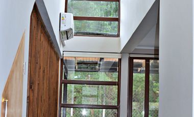 Elite Curauma: Lujo en Hormigón, Piscina y Gran Quincho
