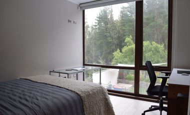 Elite Curauma: Lujo en Hormigón, Piscina y Gran Quincho