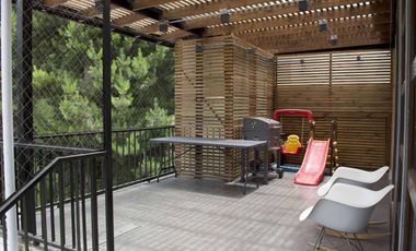 Elite Curauma: Lujo en Hormigón, Piscina y Gran Quincho