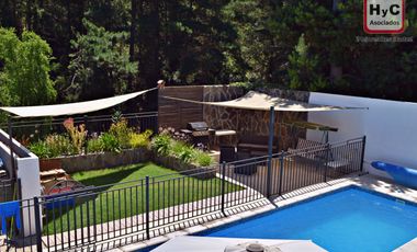 Elite Curauma: Lujo en Hormigón, Piscina y Gran Quincho
