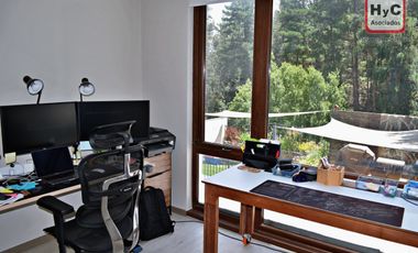 Elite Curauma: Lujo en Hormigón, Piscina y Gran Quincho