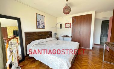 Casa en Venta en PASAJE LO PLAZA 984