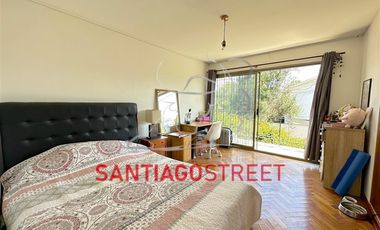 Casa en Venta en PASAJE LO PLAZA 984