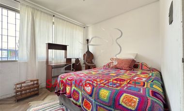 Casa en Venta en PASAJE LO PLAZA 984