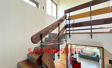 Casa en Venta en PASAJE LO PLAZA 984