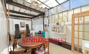 Casa en Venta en PASAJE LO PLAZA 984