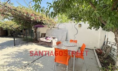 Casa en Venta en PASAJE LO PLAZA 984