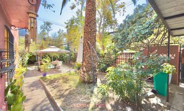 Casa en Venta en Jose Domingo Cañas esquina Carmen Covarrubias