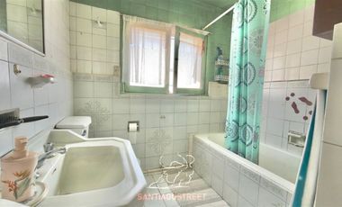Casa en Venta en Jose Domingo Cañas esquina Carmen Covarrubias