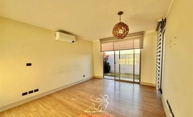 Casa en Arriendo en Condominio Cumbres del Peñon
